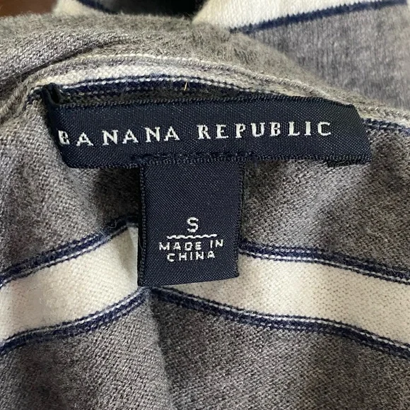 LAST CALL Banana Republic Small Striped Cardigan - Picture 7 of 9